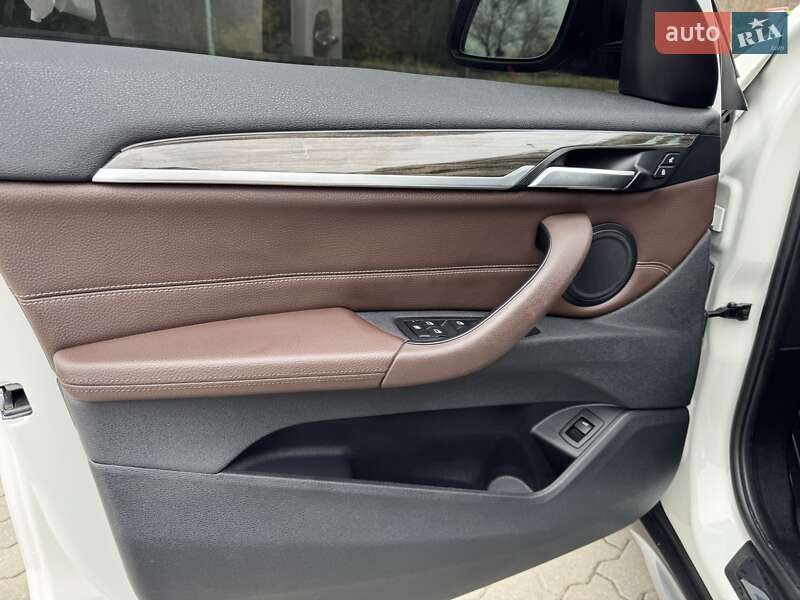 Внедорожник / Кроссовер BMW X1 2018 в Львове