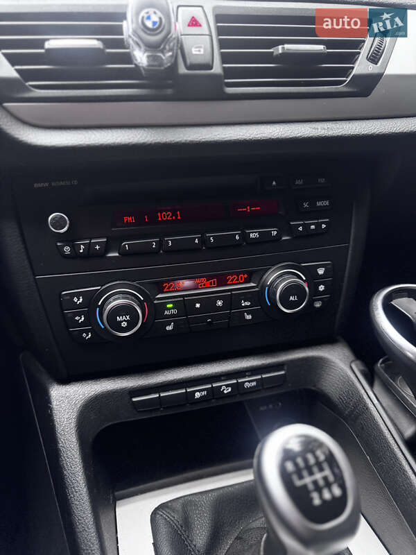 Внедорожник / Кроссовер BMW X1 2011 в Христиновке