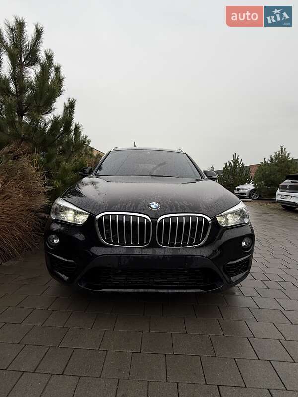 Внедорожник / Кроссовер BMW X1 2019 в Хмельницком