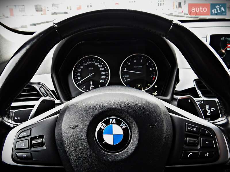 Внедорожник / Кроссовер BMW X1 2015 в Черкассах