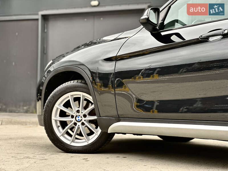 Позашляховик / Кросовер BMW X1 2013 в Києві