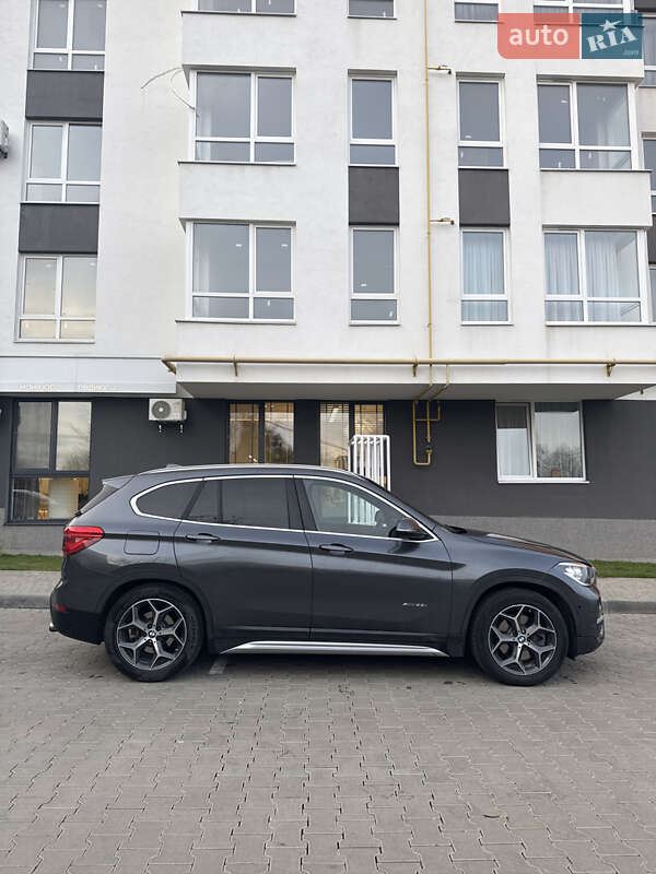 Внедорожник / Кроссовер BMW X1 2016 в Черновцах