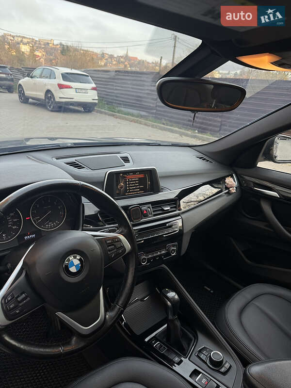 Внедорожник / Кроссовер BMW X1 2016 в Черновцах