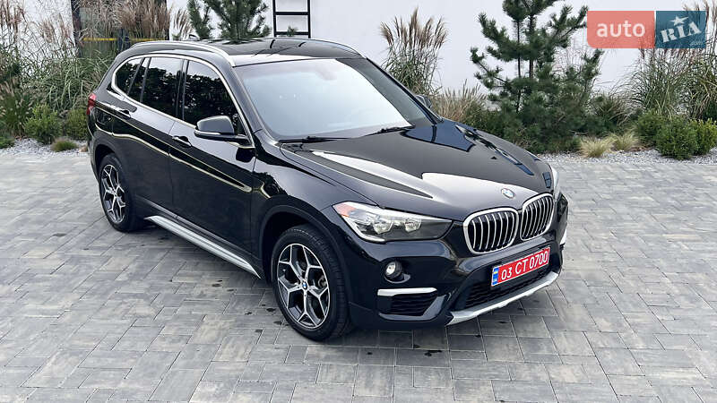 Внедорожник / Кроссовер BMW X1 2018 в Луцке