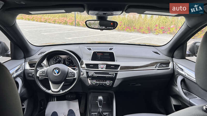 Внедорожник / Кроссовер BMW X1 2018 в Луцке