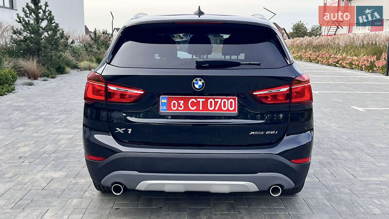 Внедорожник / Кроссовер BMW X1 2018 в Луцке