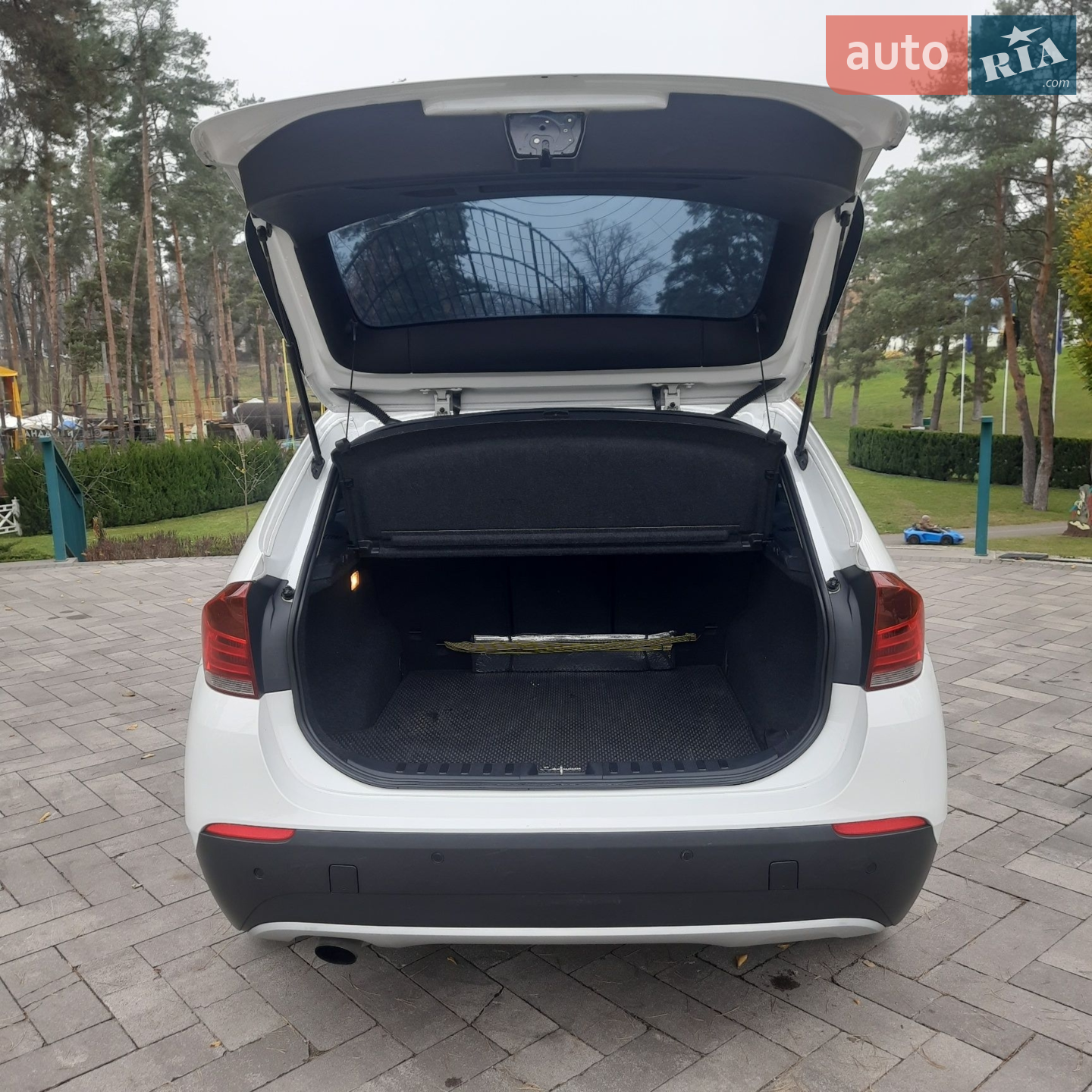 2010 BMW X1 - мініатюра 3