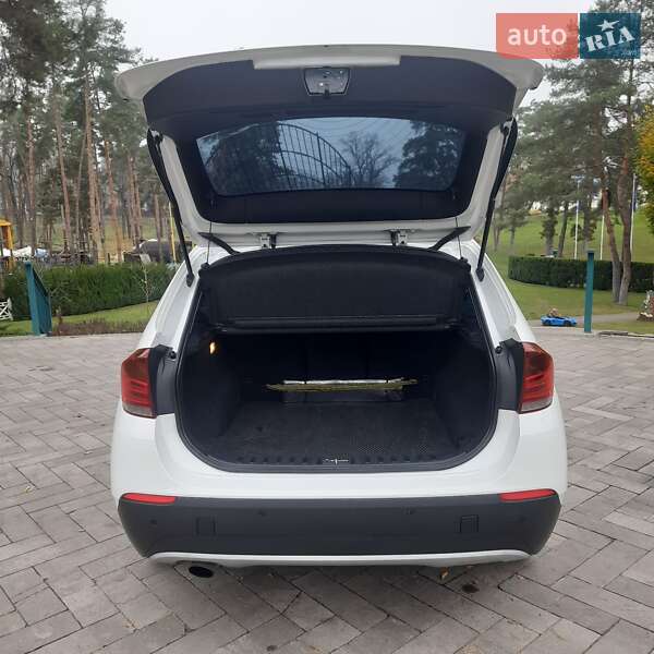 Внедорожник / Кроссовер BMW X1 2010 в Киеве