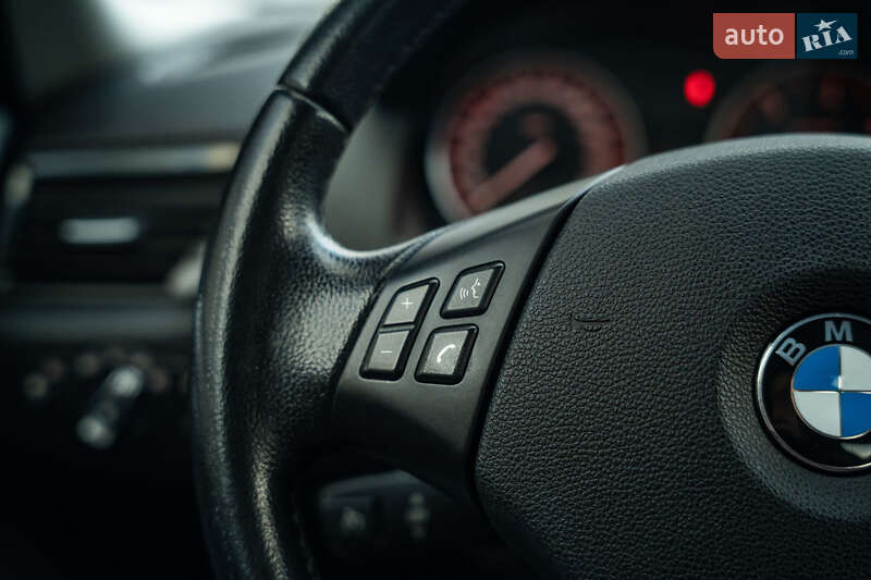 Внедорожник / Кроссовер BMW X1 2014 в Черновцах