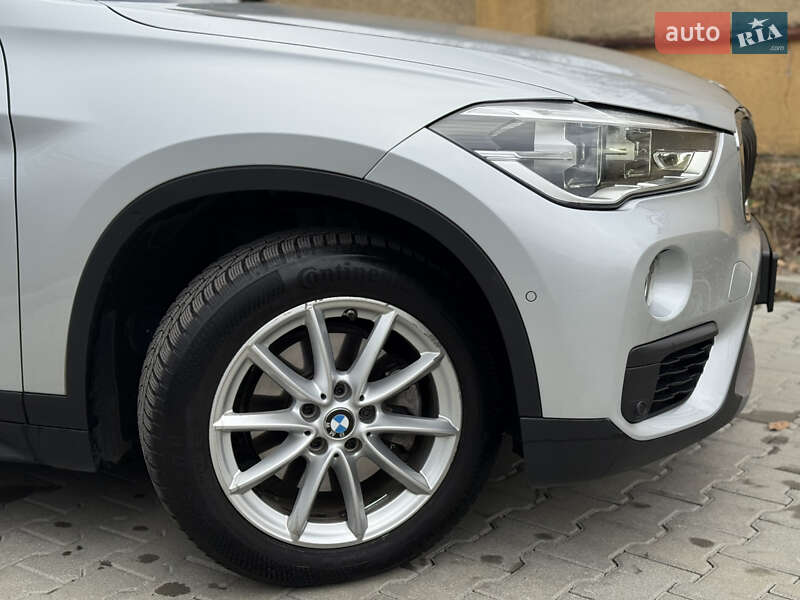Внедорожник / Кроссовер BMW X1 2018 в Ужгороде
