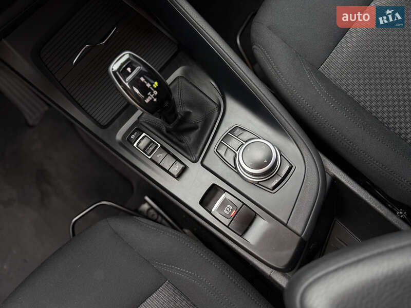 Внедорожник / Кроссовер BMW X1 2018 в Ужгороде