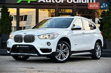 Позашляховик / Кросовер BMW X1 2016 в Києві
