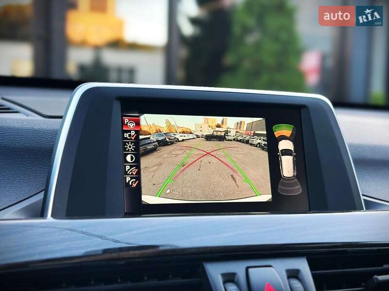 Внедорожник / Кроссовер BMW X1 2016 в Киеве