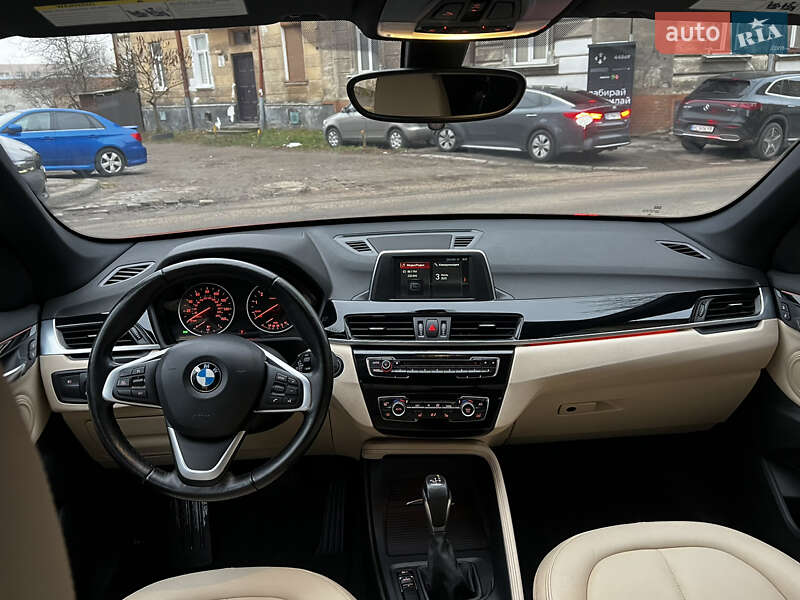Внедорожник / Кроссовер BMW X1 2017 в Львове
