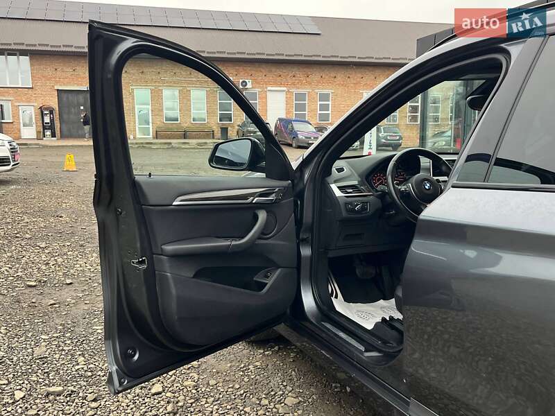 Позашляховик / Кросовер BMW X1 2016 в Луцьку