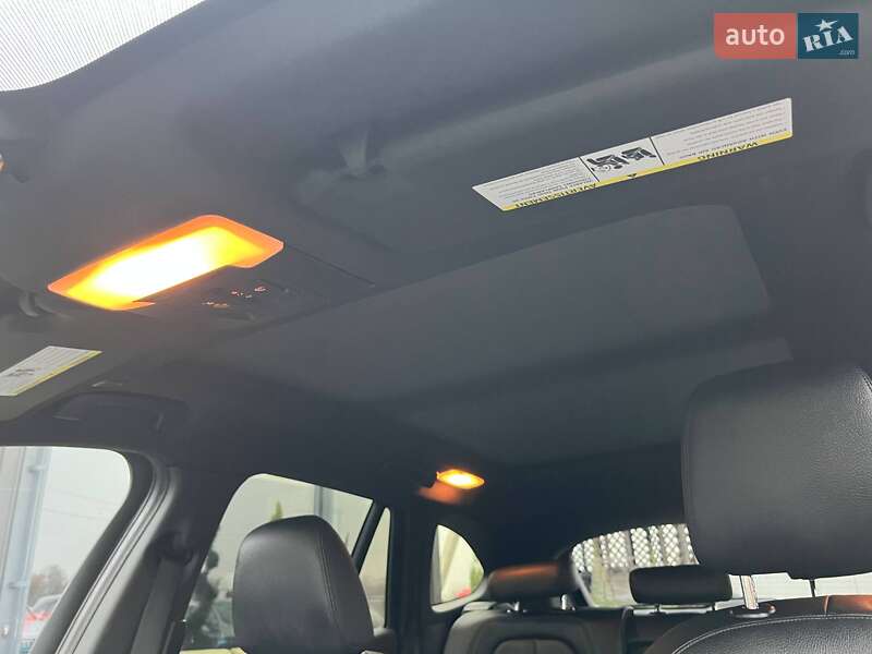 Позашляховик / Кросовер BMW X1 2016 в Луцьку