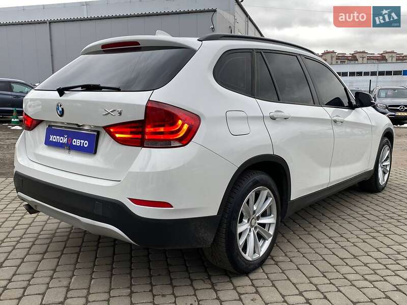 Внедорожник / Кроссовер BMW X1 2015 в Львове