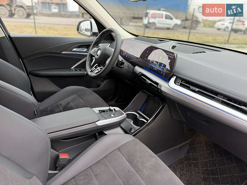 Внедорожник / Кроссовер BMW X1 2024 в Львове