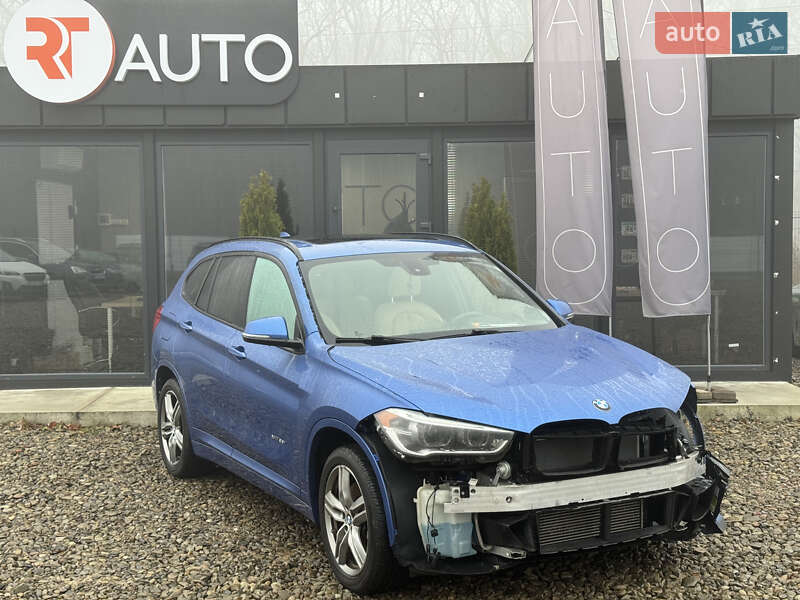 Внедорожник / Кроссовер BMW X1 2017 в Львове