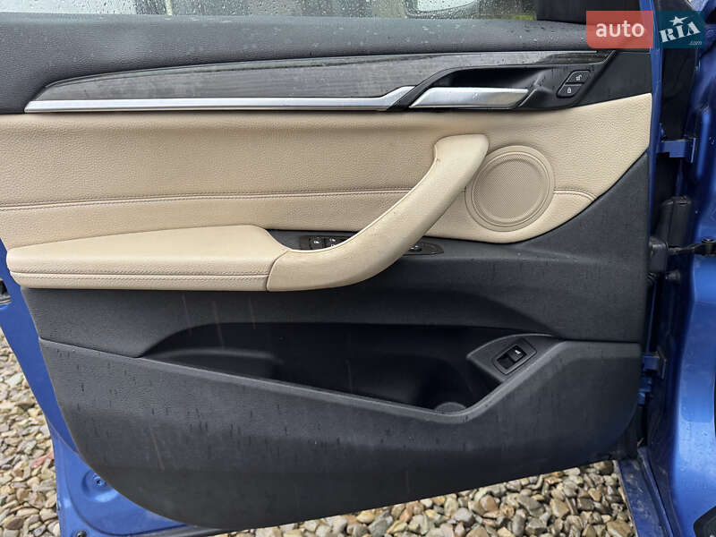 Внедорожник / Кроссовер BMW X1 2017 в Львове