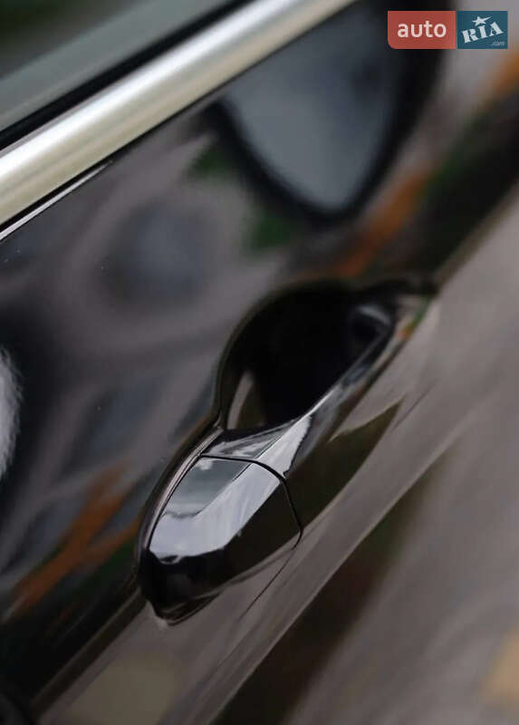 Внедорожник / Кроссовер BMW X1 2019 в Тернополе