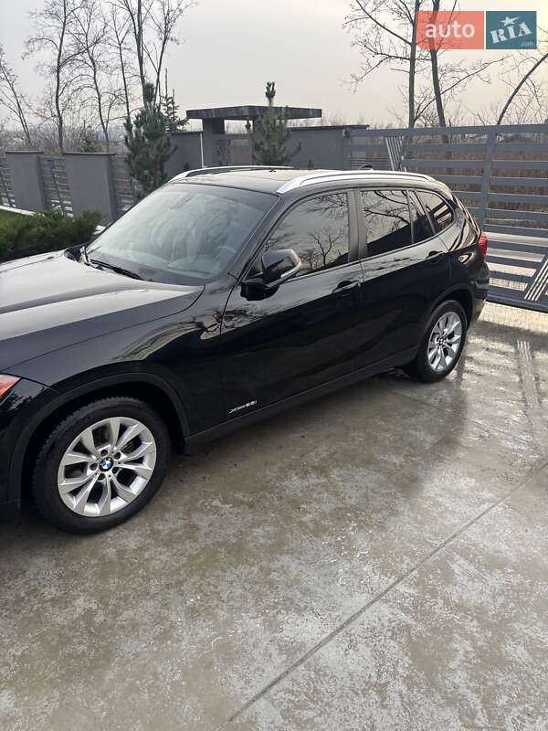 Внедорожник / Кроссовер BMW X1 2014 в Харькове