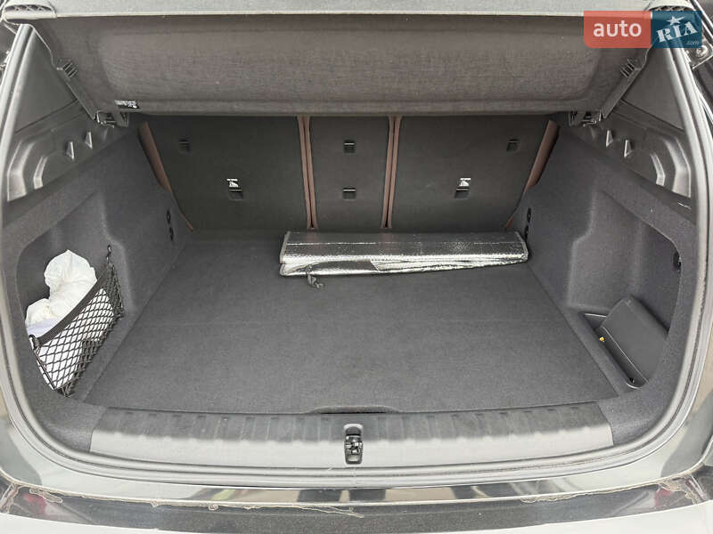 Внедорожник / Кроссовер BMW X1 2024 в Киеве