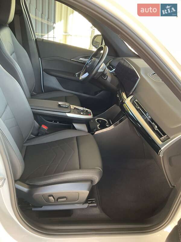 Внедорожник / Кроссовер BMW X1 2023 в Киеве фото 21 Внедорожник / Кроссовер BMW X1 2023 в Киеве