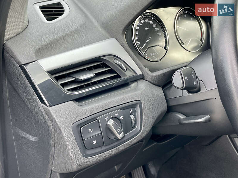 Внедорожник / Кроссовер BMW X1 2017 в Киеве