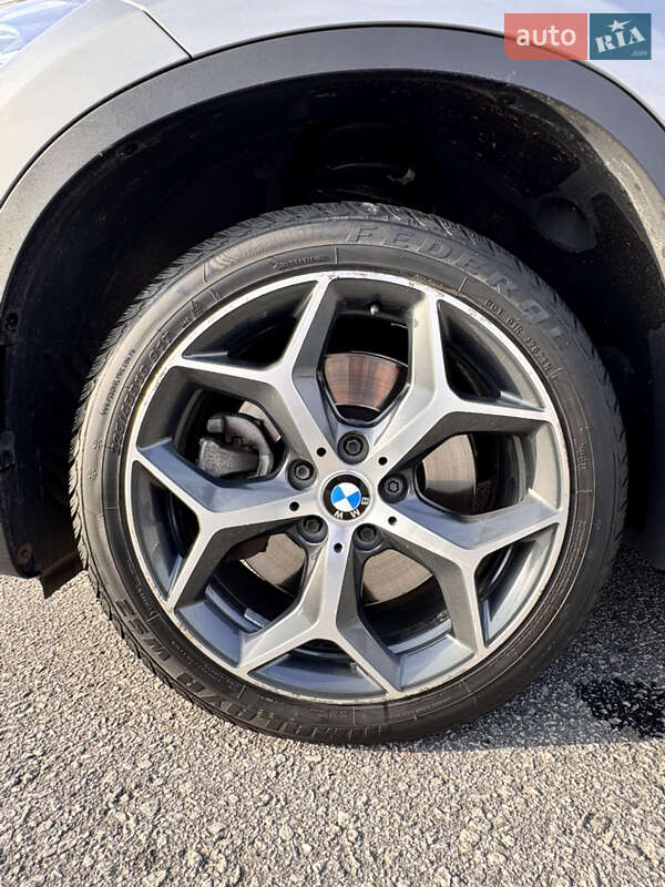 Внедорожник / Кроссовер BMW X1 2016 в Киеве фото 6 Внедорожник / Кроссовер BMW X1 2016 в Киеве