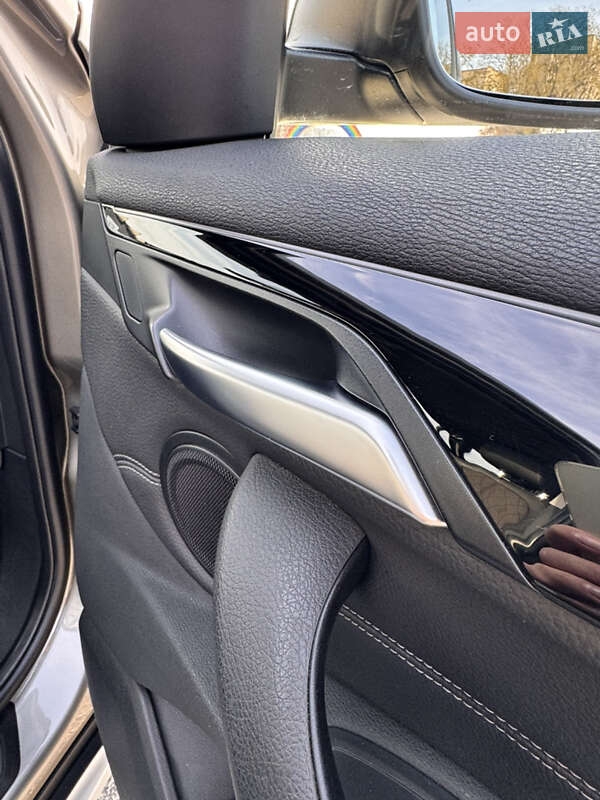 Внедорожник / Кроссовер BMW X1 2016 в Киеве фото 19 Внедорожник / Кроссовер BMW X1 2016 в Киеве
