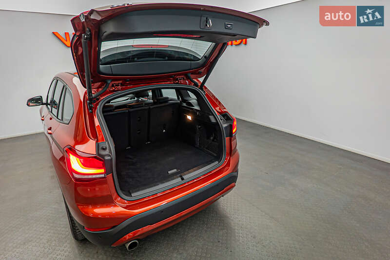 Внедорожник / Кроссовер BMW X1 2022 в Киеве