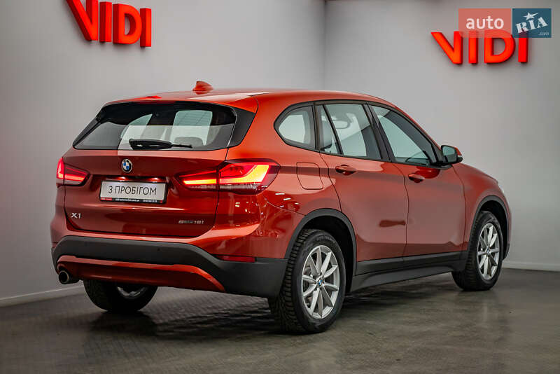 Внедорожник / Кроссовер BMW X1 2022 в Киеве