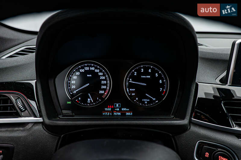 Внедорожник / Кроссовер BMW X1 2022 в Киеве