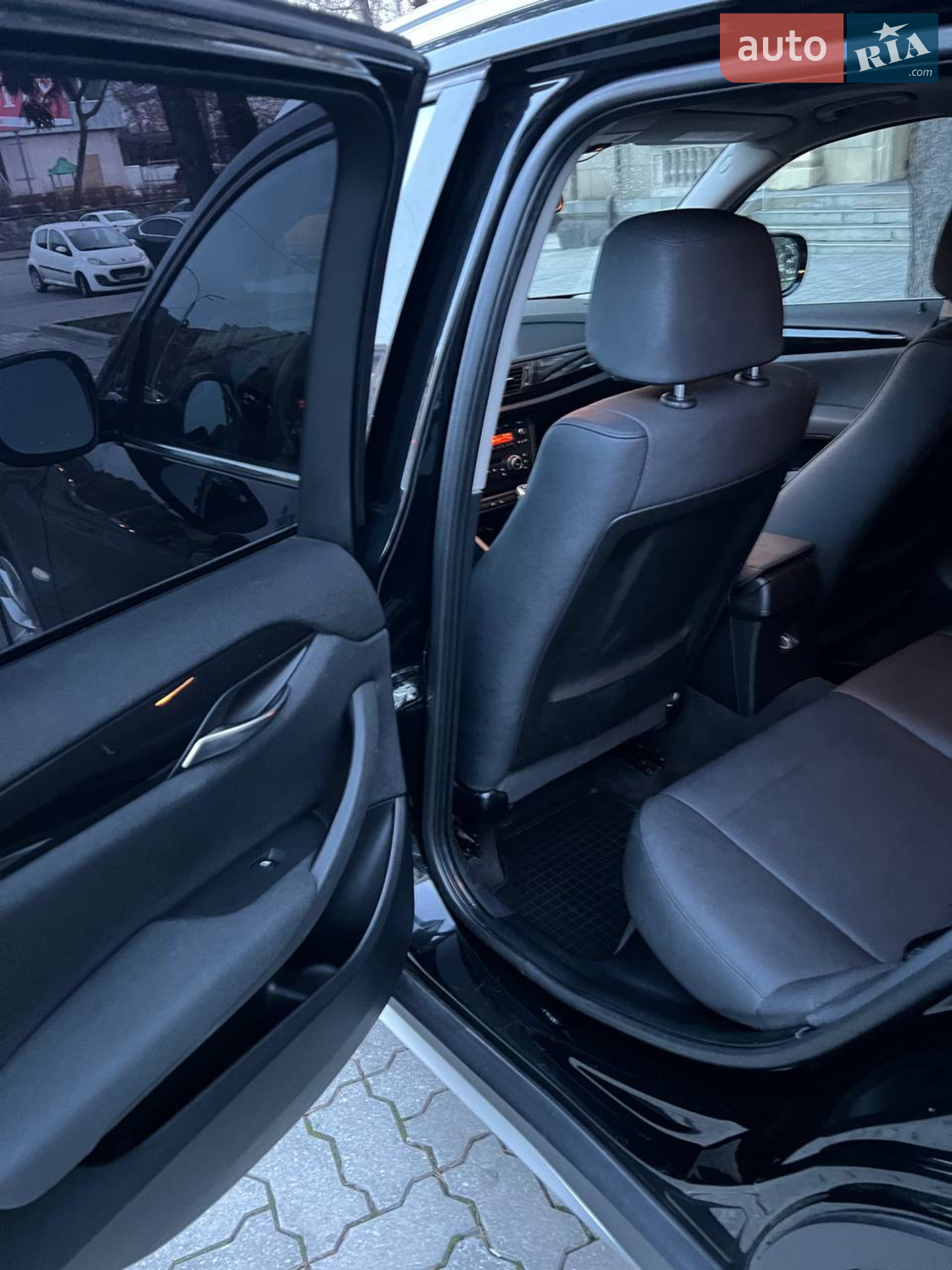 2011 BMW X1 - мініатюра 24