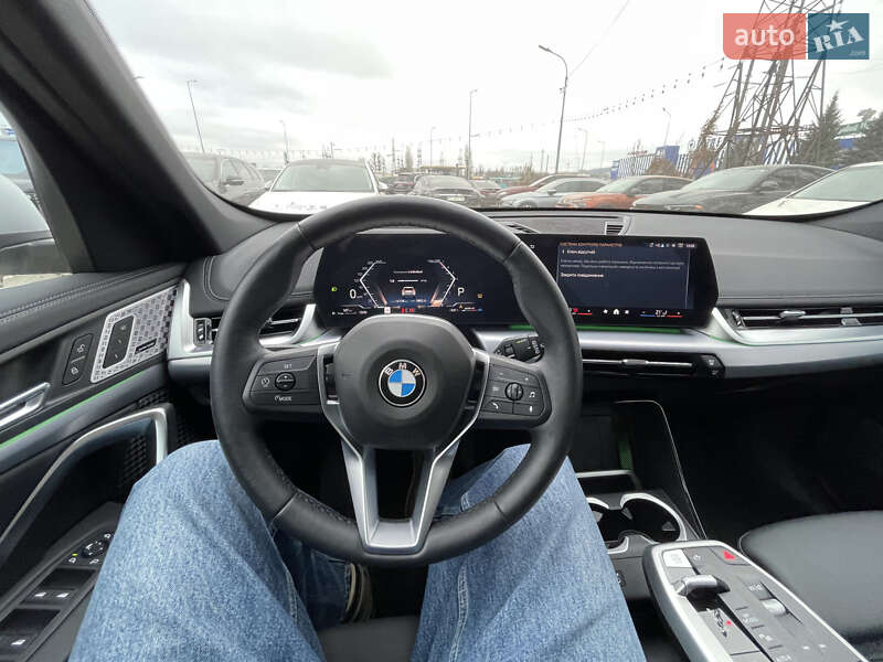 Внедорожник / Кроссовер BMW X1 2024 в Львове