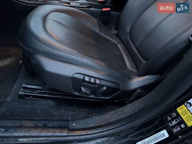 Внедорожник / Кроссовер BMW X1 2016 в Тернополе