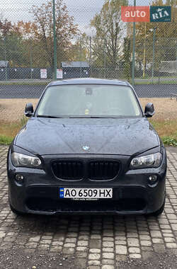 Внедорожник / Кроссовер BMW X1 2010 в Межгорье