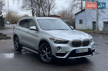 Позашляховик / Кросовер BMW X1 2015 в Рівному