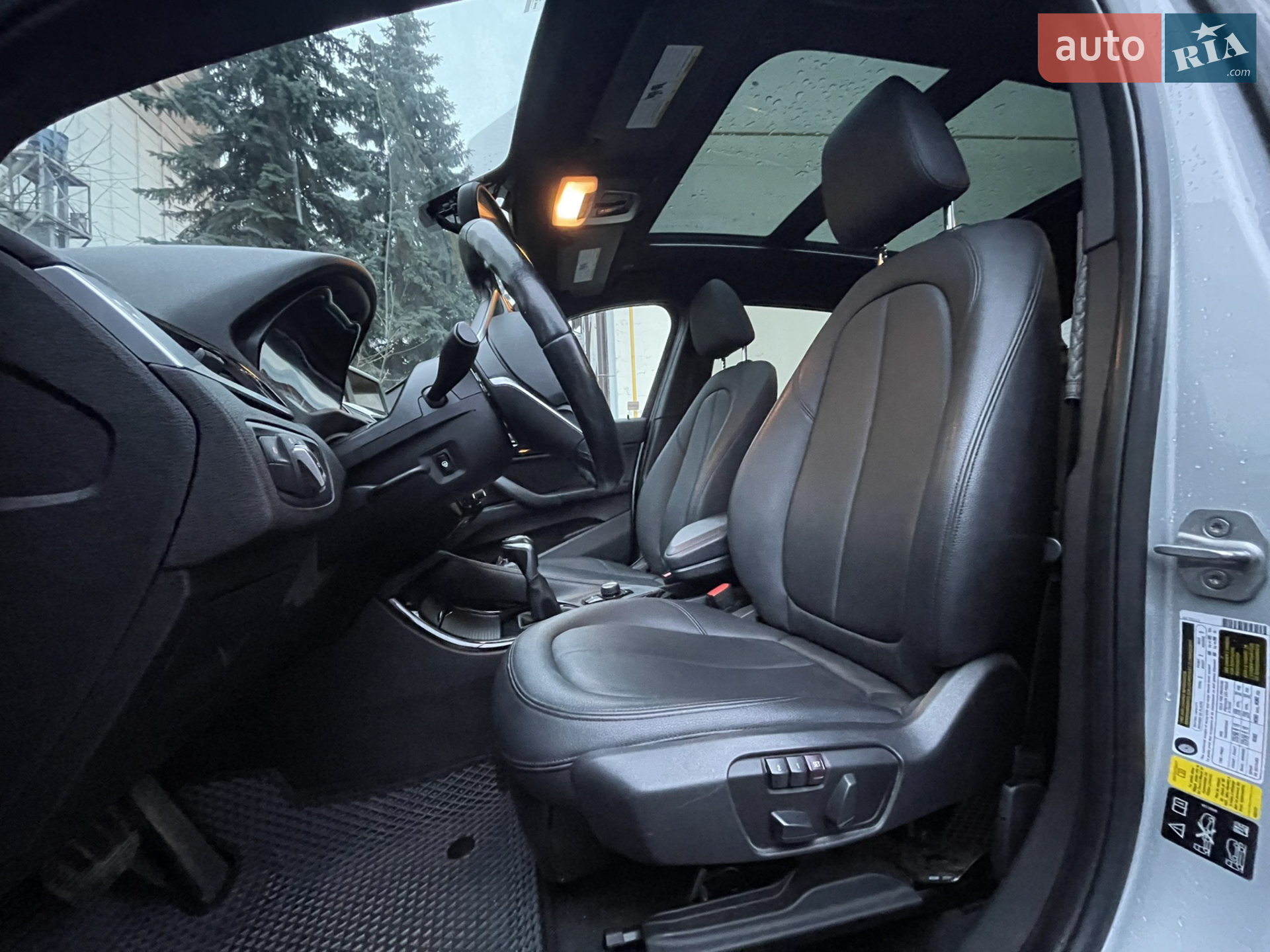 2015 BMW X1 - мініатюра 18