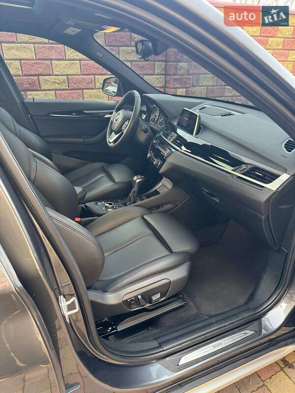 Внедорожник / Кроссовер BMW X1 2018 в Ровно