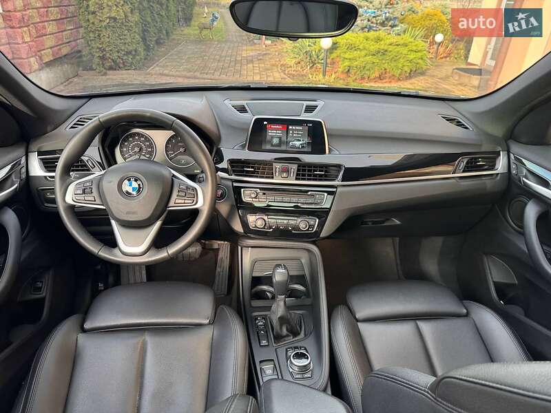 Внедорожник / Кроссовер BMW X1 2018 в Ровно