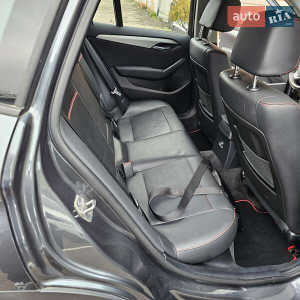 Внедорожник / Кроссовер BMW X1 2012 в Киеве