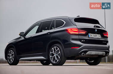 Внедорожник / Кроссовер BMW X1 2019 в Ровно