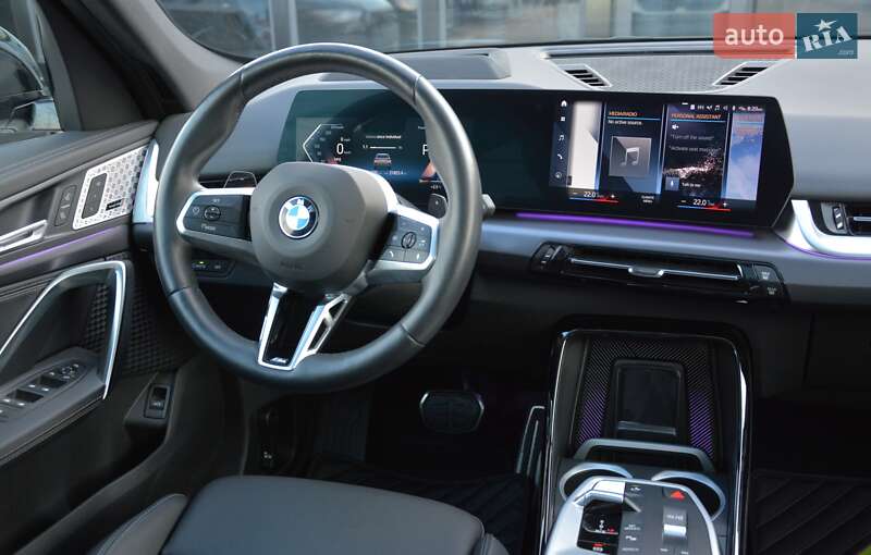 Внедорожник / Кроссовер BMW X1 2023 в Киеве