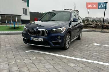 Внедорожник / Кроссовер BMW X1 2017 в Вараше