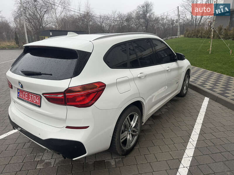 Позашляховик / Кросовер BMW X1 2016 в Львові фото 10 Позашляховик / Кросовер BMW X1 2016 в Львові