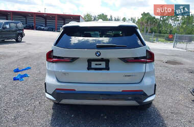 Позашляховик / Кросовер BMW X1 2024 в Житомирі