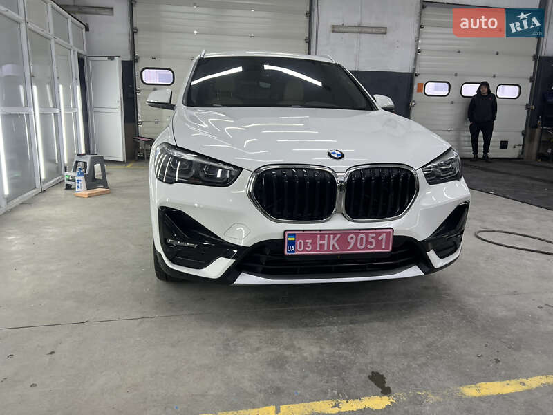 Внедорожник / Кроссовер BMW X1 2018 в Овруче фото 6 Внедорожник / Кроссовер BMW X1 2018 в Овруче