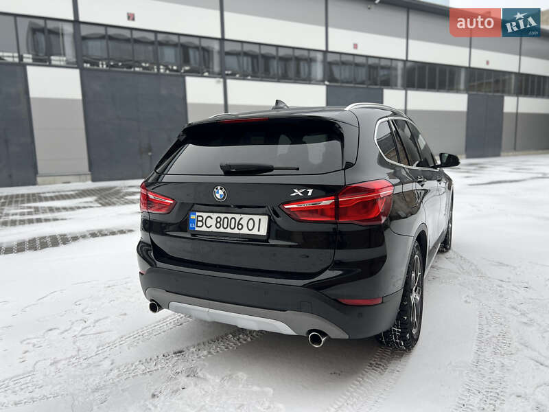 Внедорожник / Кроссовер BMW X1 2015 в Львове
